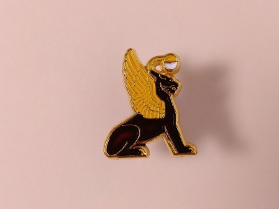 Значок металлический с эмалью «Грифон»