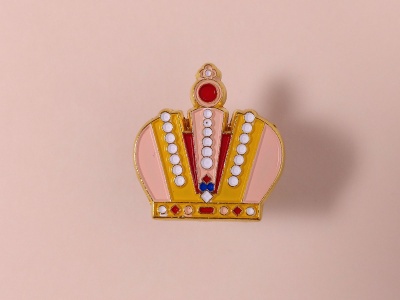 Значок металлический с эмалью «Корона»