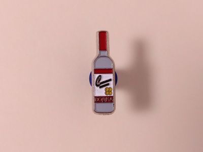 Значок металлический с эмалью «Бутылка»