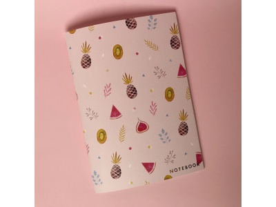 Тетрадь нелинованная «Pineapple»