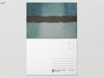 Открытка «Краски на стенах», стена цвета морской волны