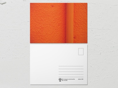 Открытка «Краски на стенах», красно-розовая стена