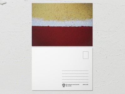 Открытка «Краски на стенах», бежево-бело-бордовая стена