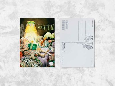 Почтовая открытка «Весёлые бабушки читают на ночь»